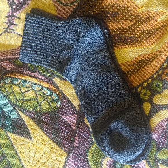 🩵💙Bombas Gray and Dark Green Casual Socks - Picture 5 of 5